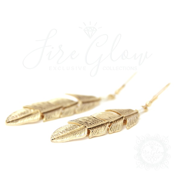 Boho Chic Gold Tone Dangling Feather Earrings - Picture 4 of 13